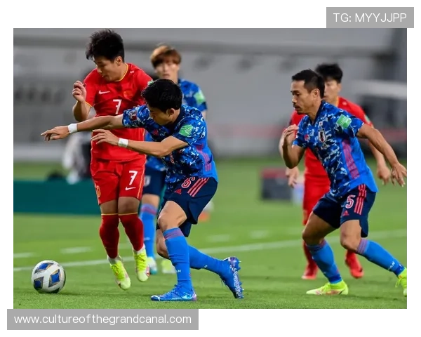 中国足球队迎战日本队冲击世界杯亚洲区预选赛关键战全力备战备受瞩目 中国足球队迎战日本队冲击世界杯亚洲区预选赛关键战全力备战备受瞩目