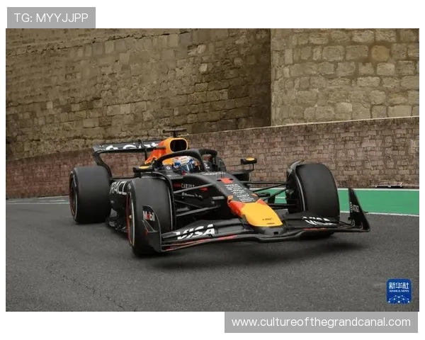 F1赛车季节迎来激烈对决 新赛季冠军争夺战全面开启