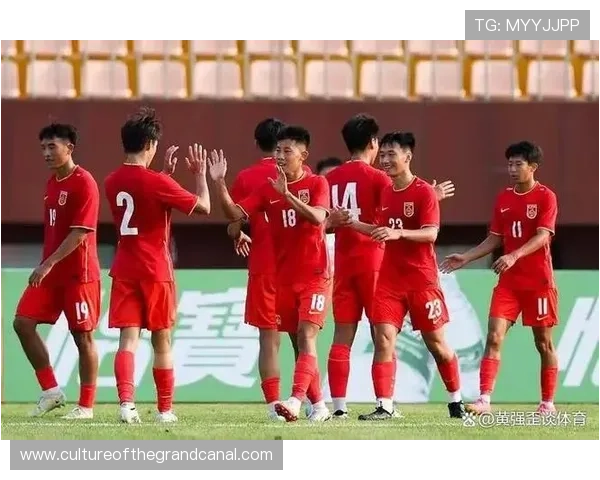 国足迎战亚洲劲旅全队信心高涨主帅誓言打出团队精神再创佳绩