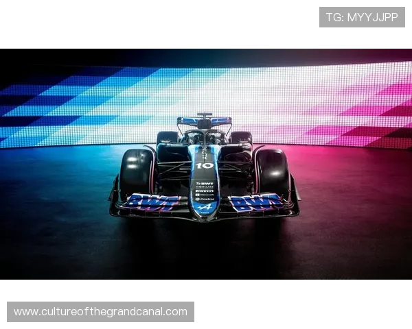 F1赛季即将开启 各车队新车亮相与竞争态势分析