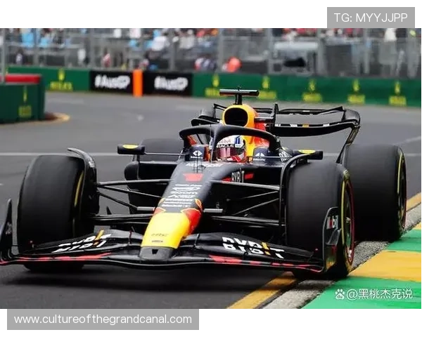 F1赛季最新动态：红牛领跑积分榜 法拉利再迎挑战 赛车技术创新引发热议