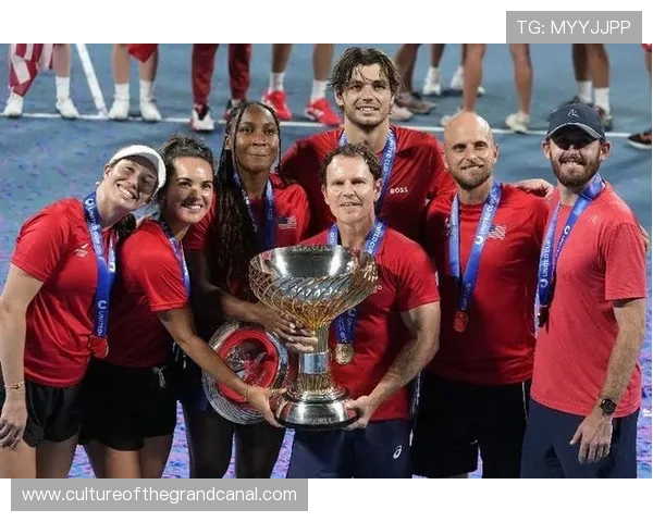 网球世界赛季开启 多位顶尖选手竞争年度冠军殊荣